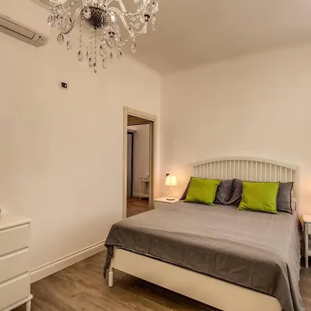 Apartment Domus Heroas Near Vatican