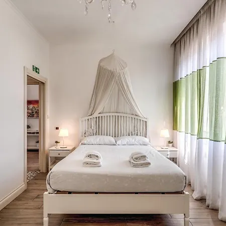 アパート Domus Heroas Near Vatican ローマ