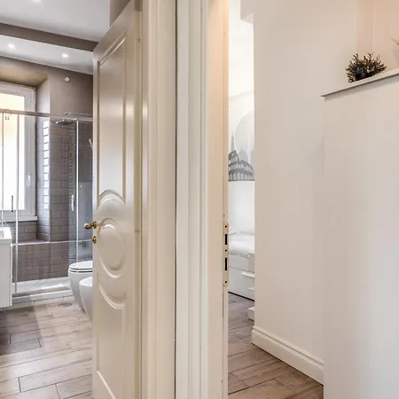 Domus Heroas Near Vatican アパート