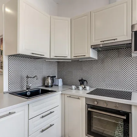 Domus Heroas Near Vatican